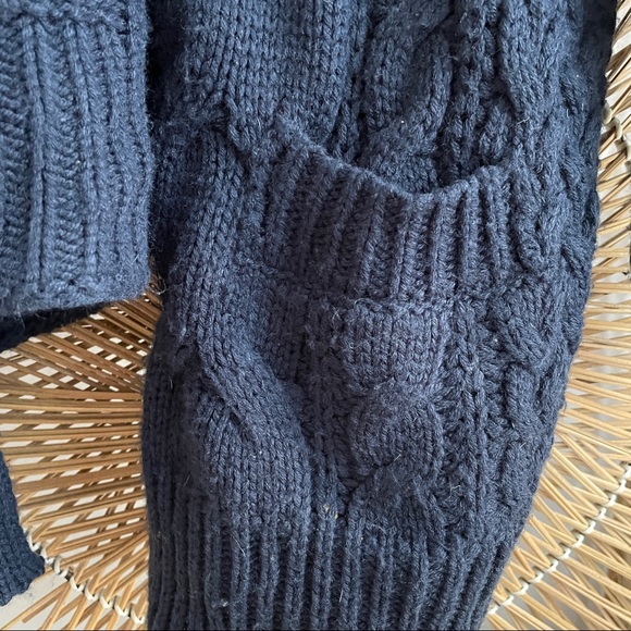 Navy blue knitted oversized sweater - Picture 4 of 5
